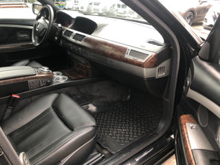 BMW 7 Series foto 14