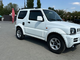 Suzuki Jimny foto 1