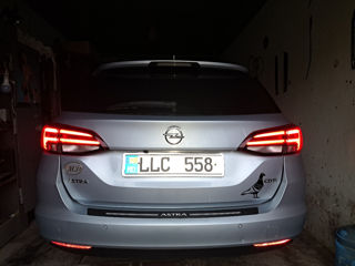 Opel Astra foto 2