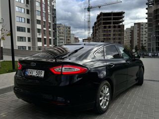 Ford Mondeo foto 9