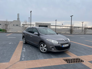 Renault Megane foto 2