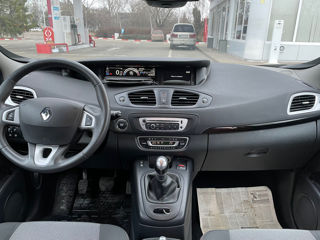 Renault Grand Scenic foto 7