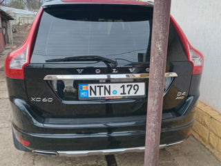 Volvo XC60 foto 2