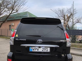 Toyota Land Cruiser Prado foto 3