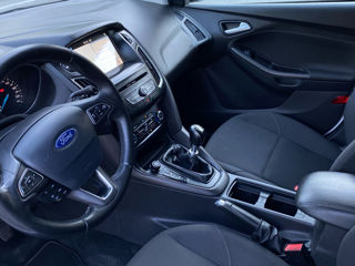 Ford Focus foto 10