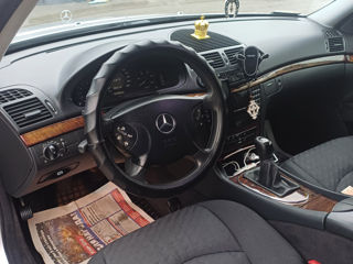 Mercedes E-Class foto 6