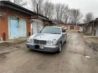 Mercedes E-Class