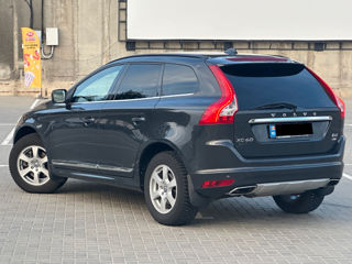 Volvo XC60 foto 5