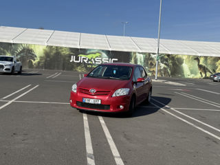 Toyota auris liber pentru chirie foto 3