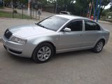 Skoda Superb foto 1