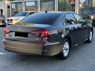 Volkswagen Passat foto 4