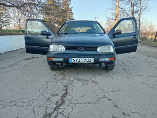 Volkswagen Golf foto 2