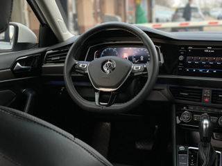 Volkswagen Jetta foto 13