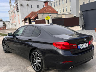 BMW 5 Series foto 16