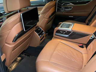 BMW 7 Series foto 6