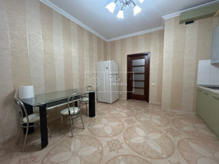 Apartament cu 3 camere, 165 m², Râșcani, Chișinău foto 9