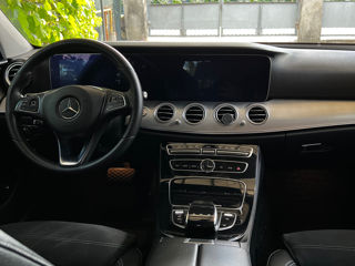 Mercedes E-Class foto 6