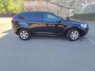 Volvo XC60 foto 3