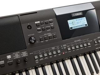 Yamaha PSR-E463 - sintetizator portabil cu aranjor, 61 clape, 758 de voci, 235 de stiluri foto 7