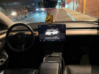 Tesla Model 3 foto 6