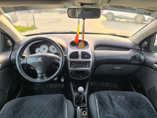 Peugeot 206 foto 9