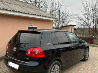 Volkswagen Golf foto 2