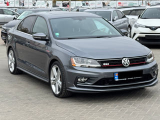 Volkswagen Jetta foto 5