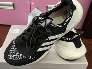 Adidas Ultraboost 22 - 42 foto 2