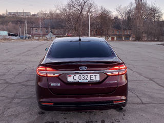 Ford Fusion foto 5