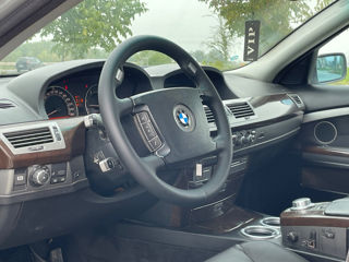 BMW 7 Series foto 12