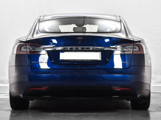 Tesla Model S foto 6