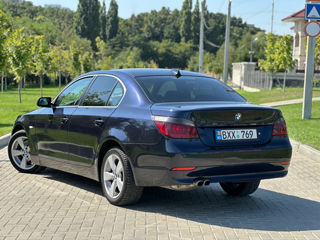 BMW 5 Series foto 5