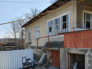 Urgent Telenesti Casă bună de locuit fără reparatie... foto 3