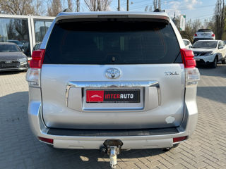 Toyota Land Cruiser Prado foto 6