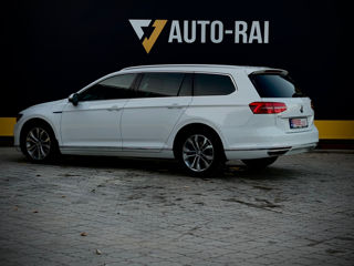 Volkswagen Passat foto 8