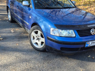 Volkswagen Passat foto 3