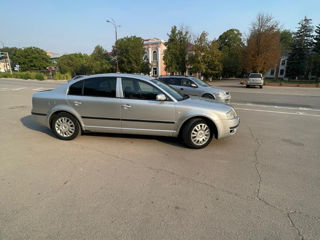 Skoda Superb foto 6