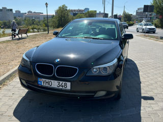 BMW 5 Series foto 2