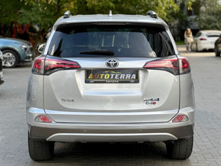 Toyota Rav 4 foto 5