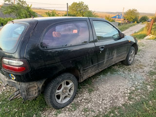 Nissan Almera foto 3