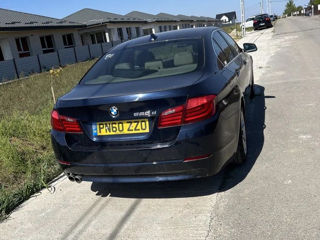 BMW 5 Series foto 3