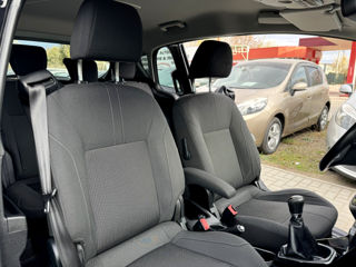 Ford B-Max foto 16