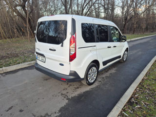 Ford Transit Connect foto 3