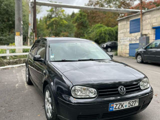 Volkswagen Golf foto 1