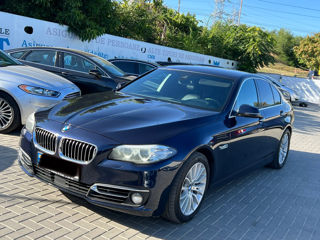 BMW 5 Series foto 2