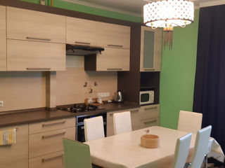 Apartament cu 2 camere, 70 m², Râșcani, Chișinău foto 5