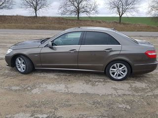 Mercedes E-Class foto 4