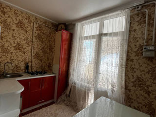 Apartament cu 2 camere, 70 m², Botanica, Chișinău foto 4