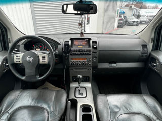 Nissan Pathfinder foto 11