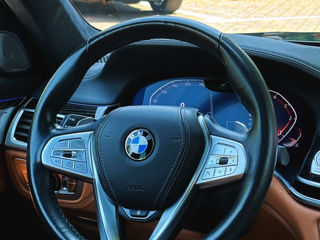 BMW 7 Series foto 8